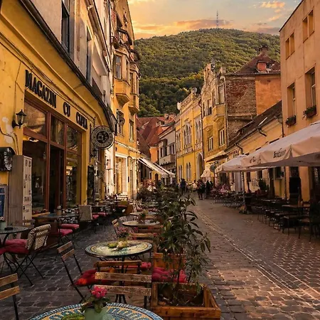 Sunny Old Town With Private Terrace