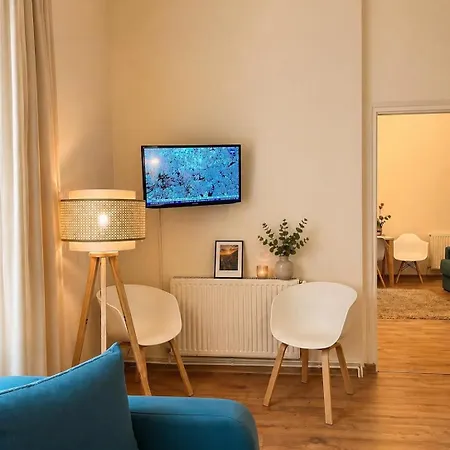 Apartment Sunny Old Town With Private Terrace Brasov